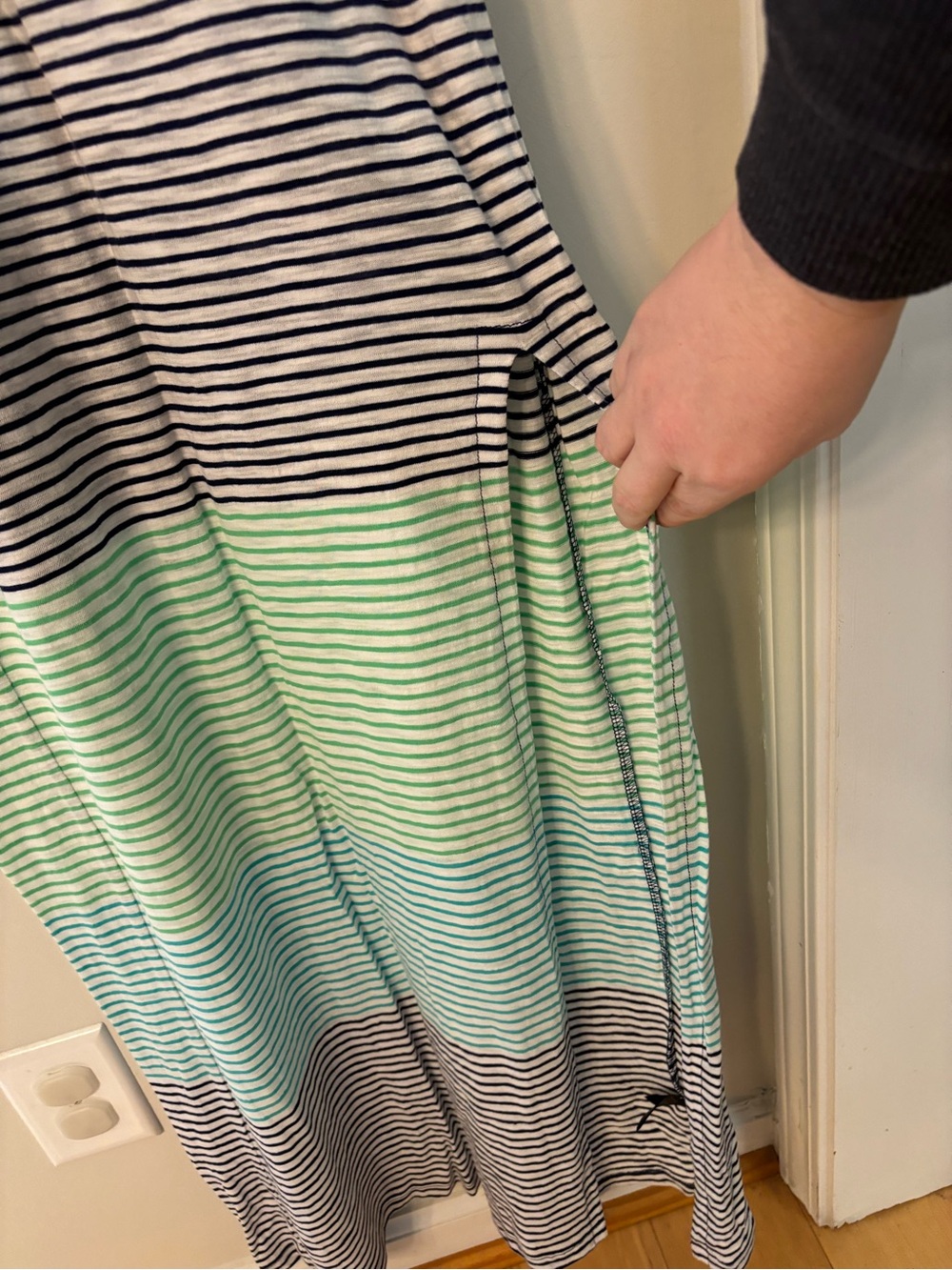 Express Striped Racerback Maxi Dress - Picture 5 of 8